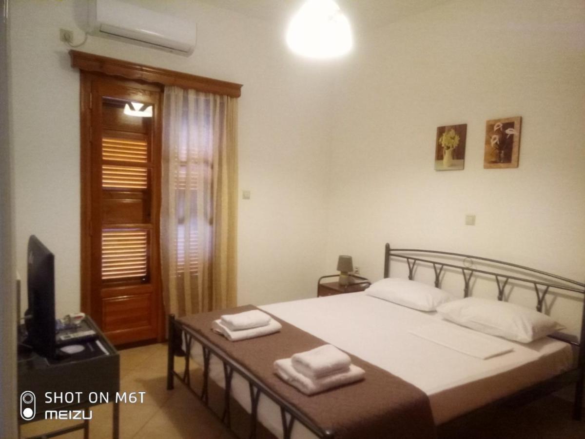 Delicatessen House Apartment Leonídion Екстериор снимка